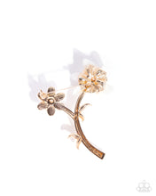 Load image into Gallery viewer, Blooming Boutonniere - Gold
