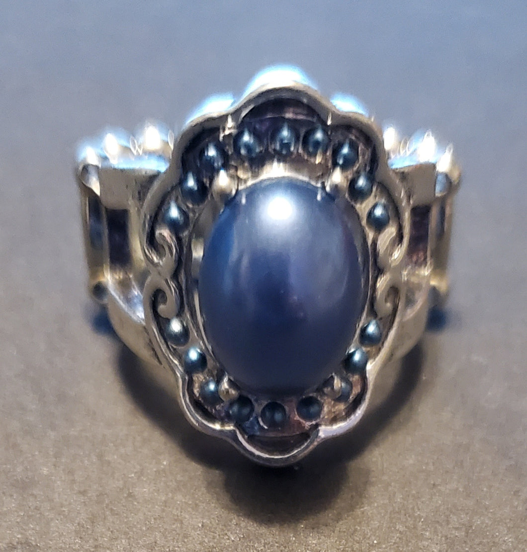 Metro Marina - Blue Ring