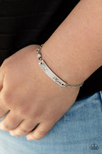 Load image into Gallery viewer, Mom Always Knows - White Bracelet
