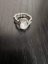 Load image into Gallery viewer, Dazzling I Do&#39;s - White Ring
